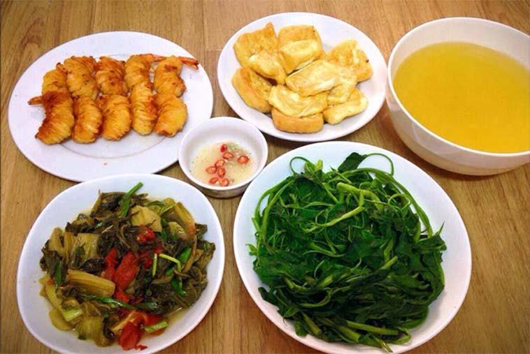 Bữa cơm chiều quê