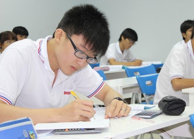 Làm đầy đủ bài tập về nhà đúng hạn