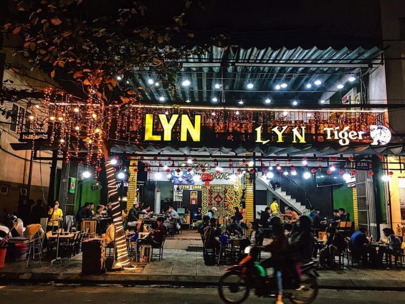 Lẩu Nướng Lyn