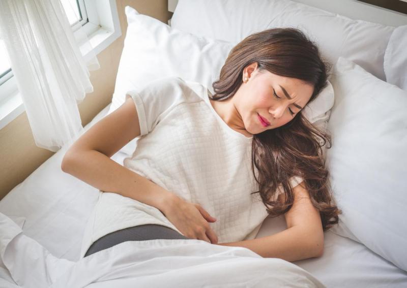 Khi uống quá liều có thể gây ra những triệu chứng đau bụng