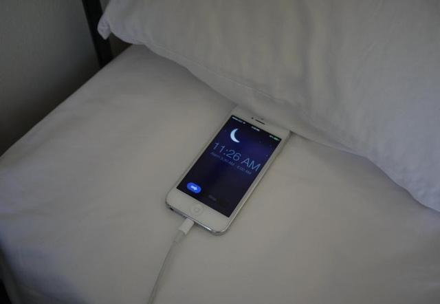 Sạc pin không tắt Wifi hoặc dữ liệu di động