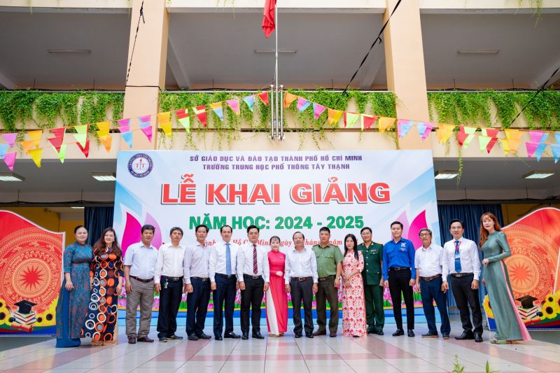 Trường THPT Tây Thạnh – Tỷ lệ chọi: 1,62