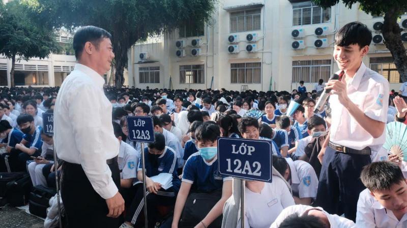 Trường THPT Vĩnh Lộc – Tỷ lệ chọi: 2,13