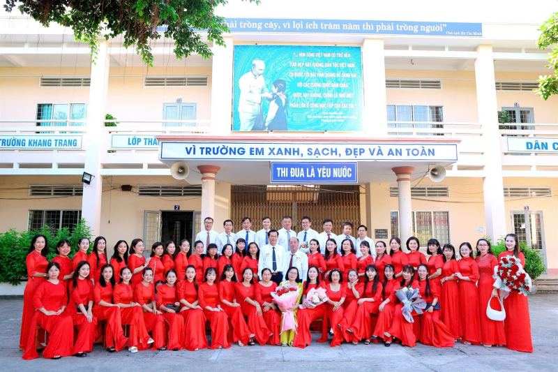 Trường Tiểu học Dương Đông 1