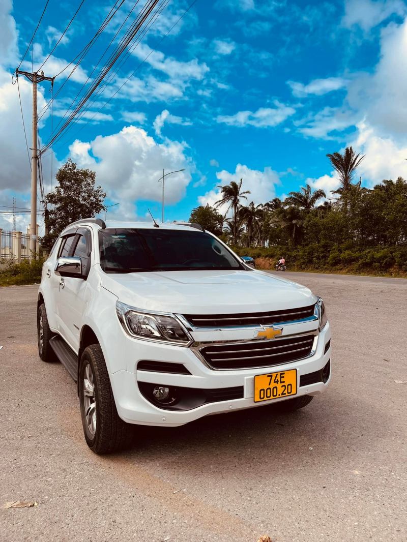 Xe dịch vụ Quang Trung 4 - 7 chổ